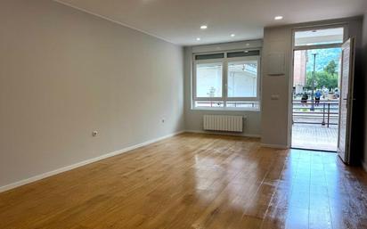 Living room of Flat for sale in Los Corrales de Buelna   with Heating and Terrace