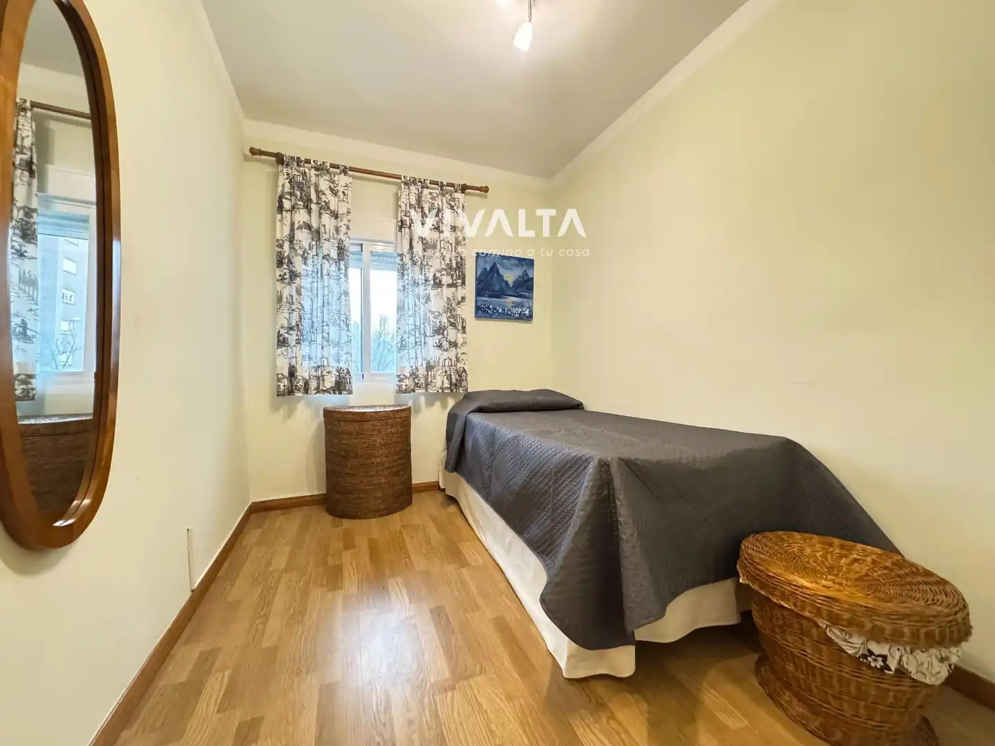 Habitación de Piso en venta en  Madrid Capital con Aire acondicionado y Calefacción