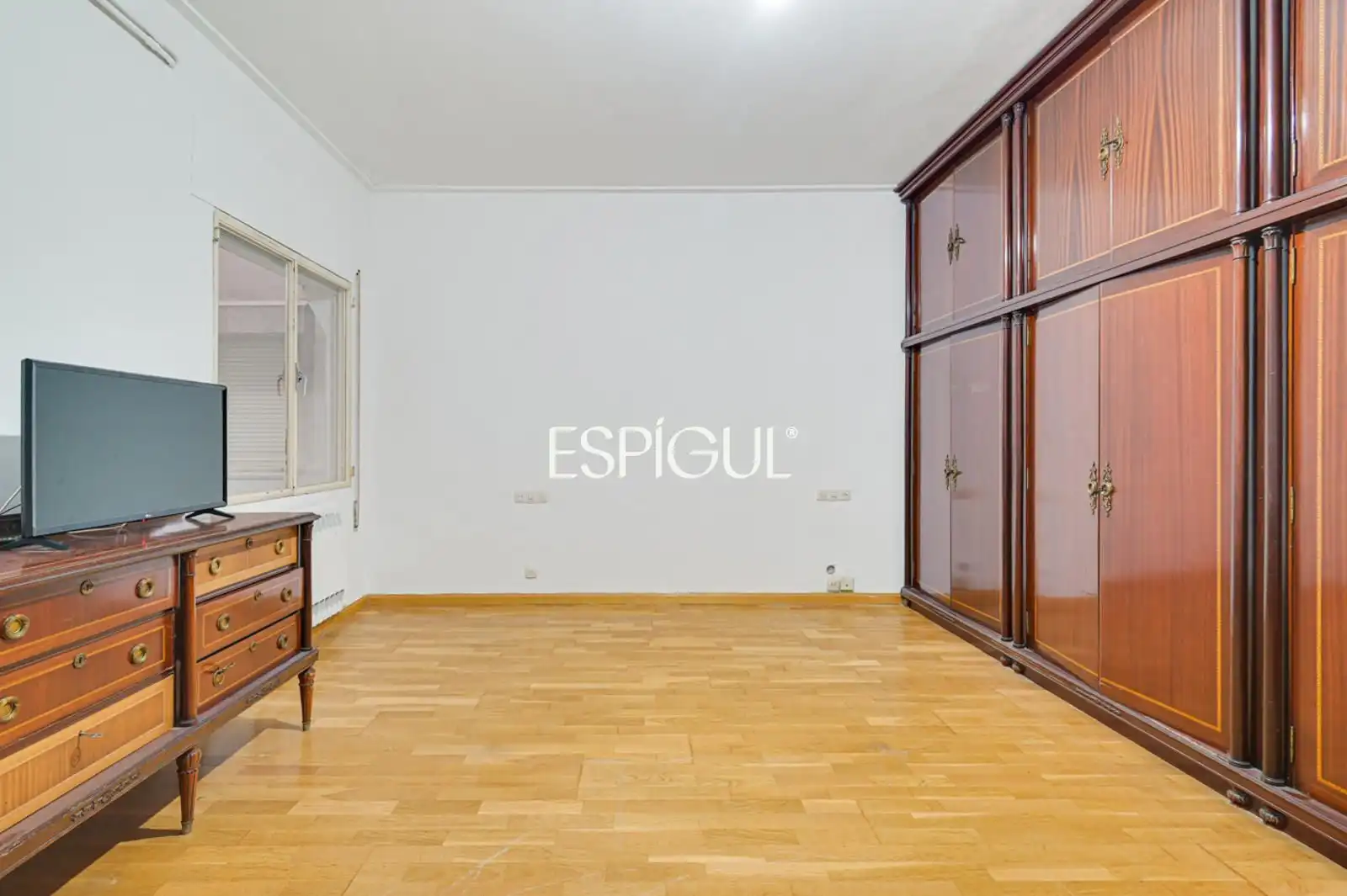 Habitación de Piso en venta en Barcelona con Calefacción, Parquet y Terraza