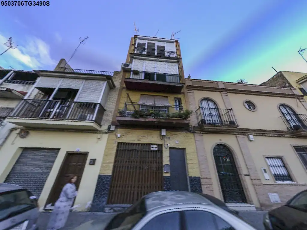 Vista exterior de Pis en venda en Sevilla