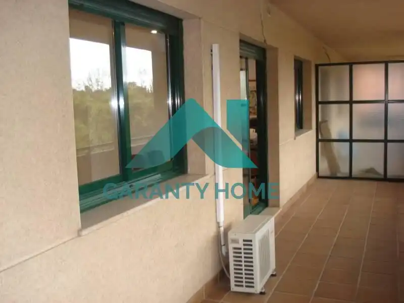 Balcony of Office for rent in Cáceres  with Air Conditioner, Heating and Terrace