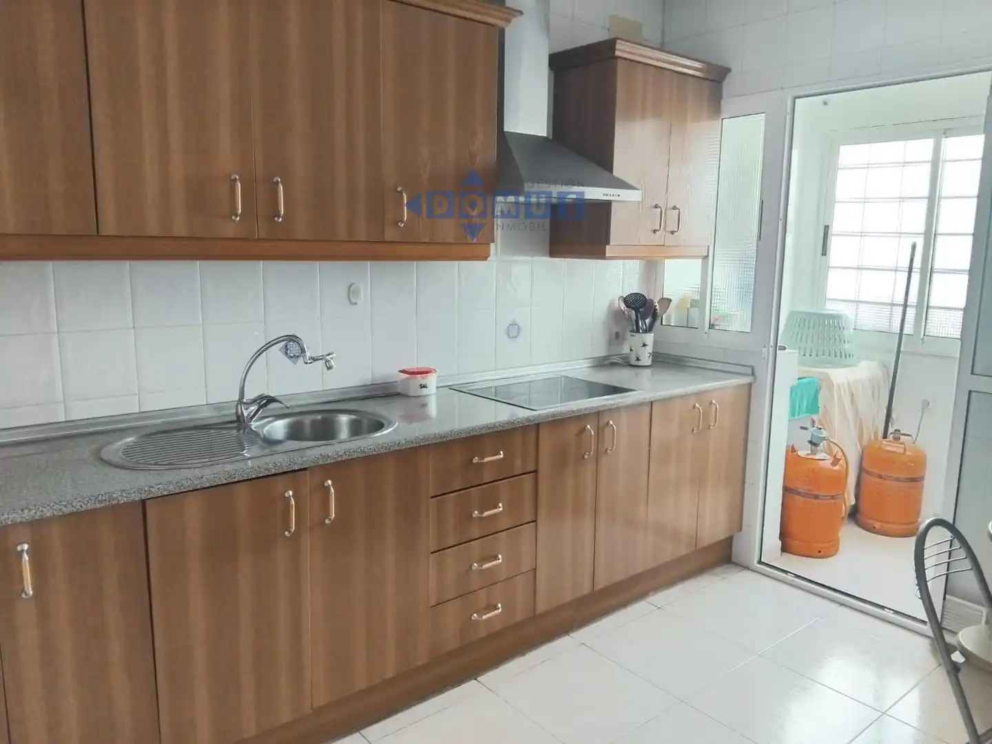 Cocina de Piso de alquiler en Ronda con Aire acondicionado, Terraza y Amueblado