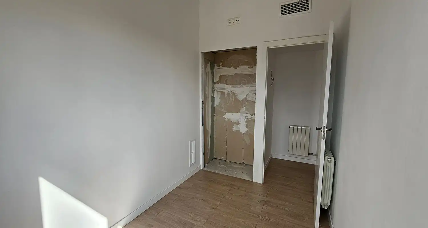 Dormitori de Casa adosada en venda en Hostalric amb Aire condicionat, Calefacció i Jardí privat