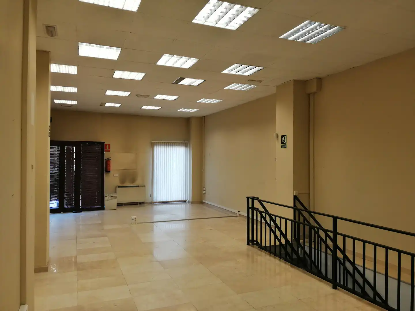 Geschaftsraum zur Miete in Calle Muñoz Degraín, 42, Auditorio - Seminario - Parque de Invierno
