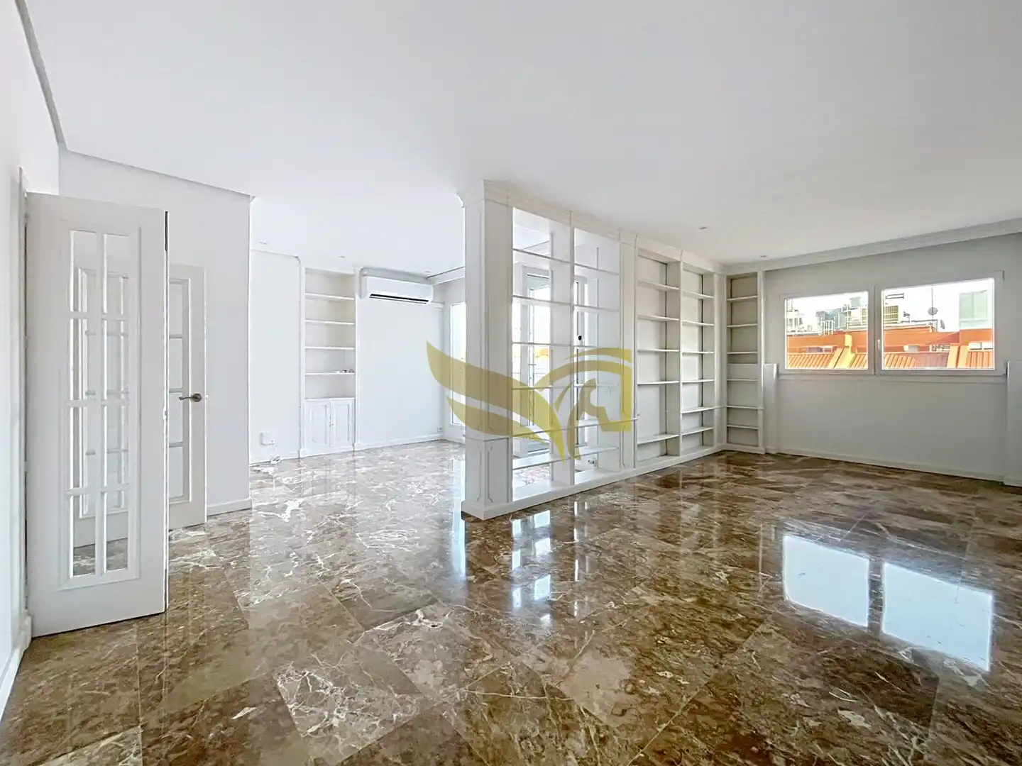 Sala de estar de Ático en venta en Sevilla con Aire acondicionado y Terraza