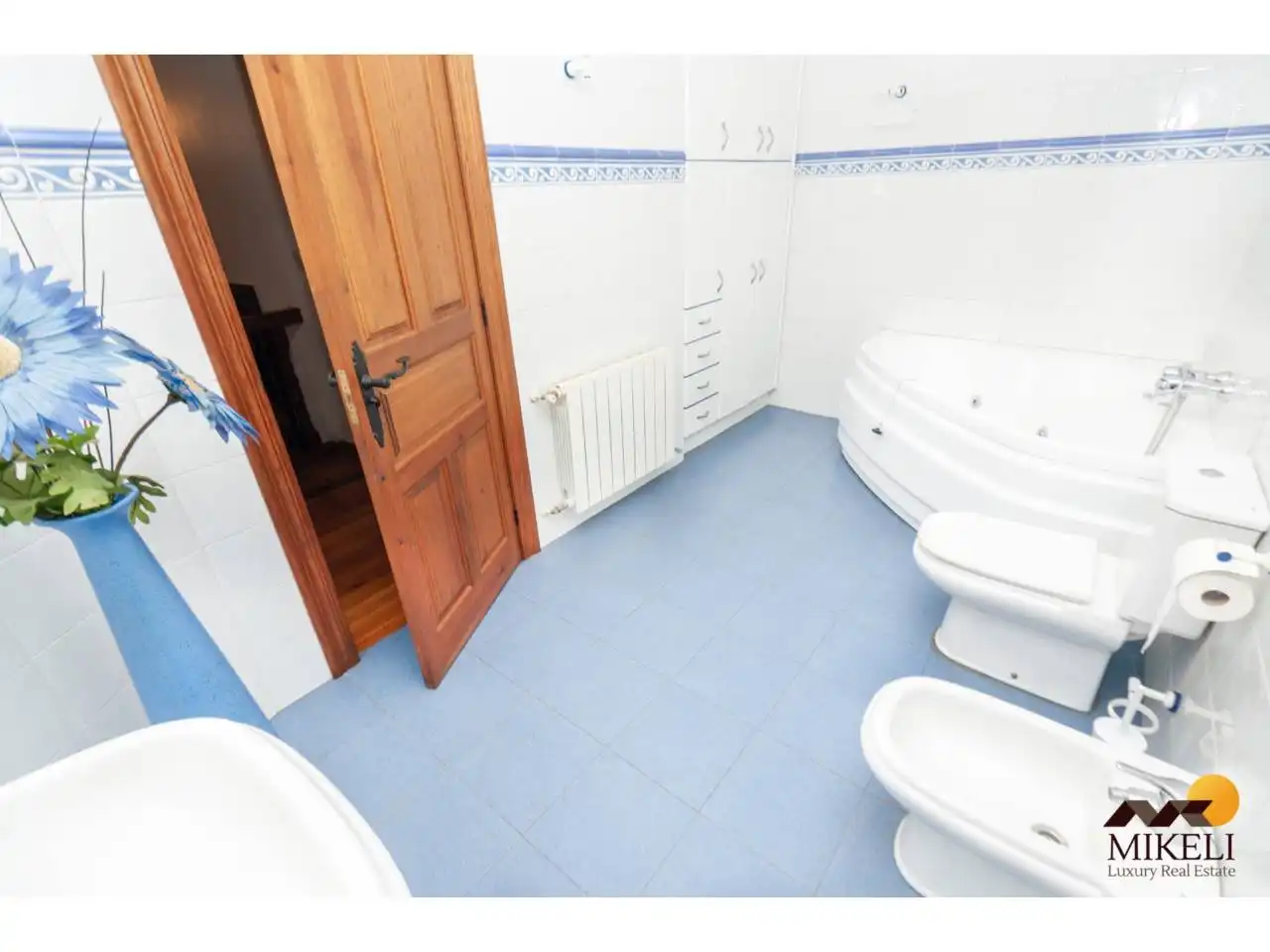 Bany de Casa o xalet en venda en Alfoz de Lloredo amb Calefacció, Jardí privat i Terrassa
