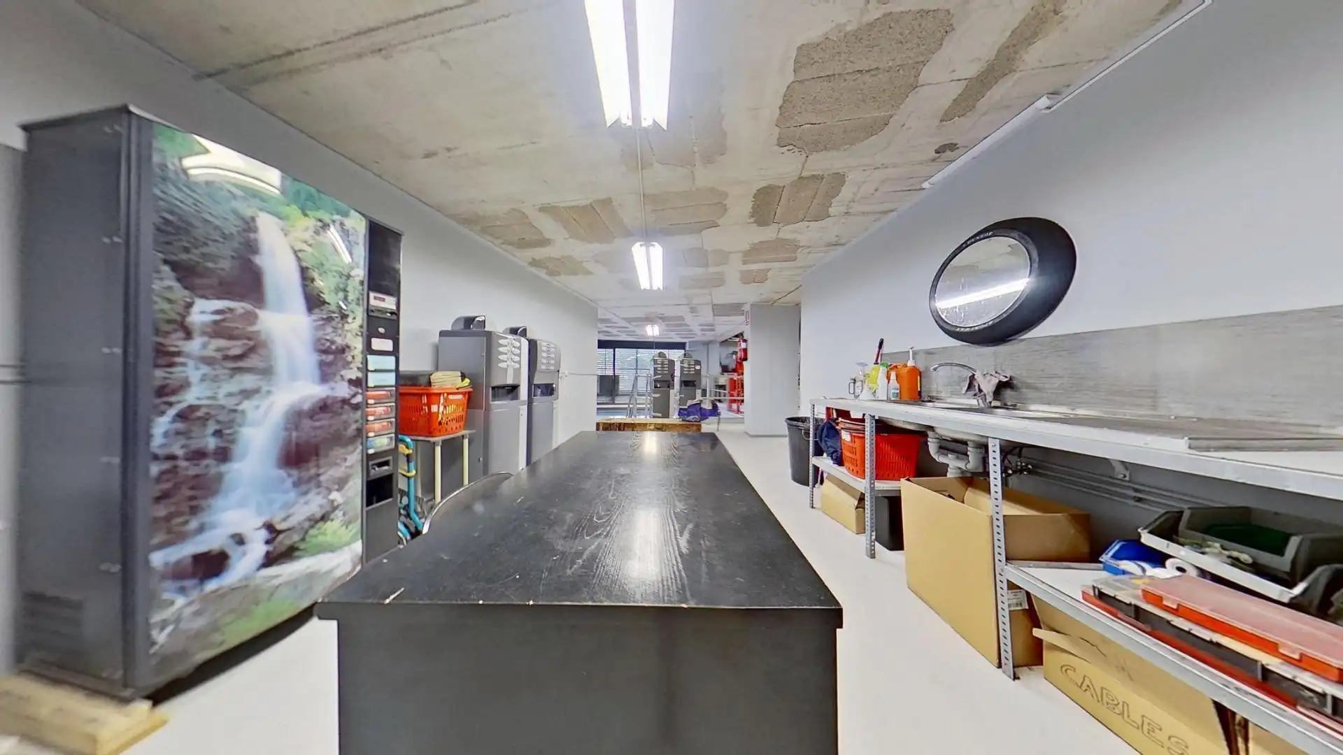 Local comercial en venda a Carrer MERCE RODOREDA, imagen 5