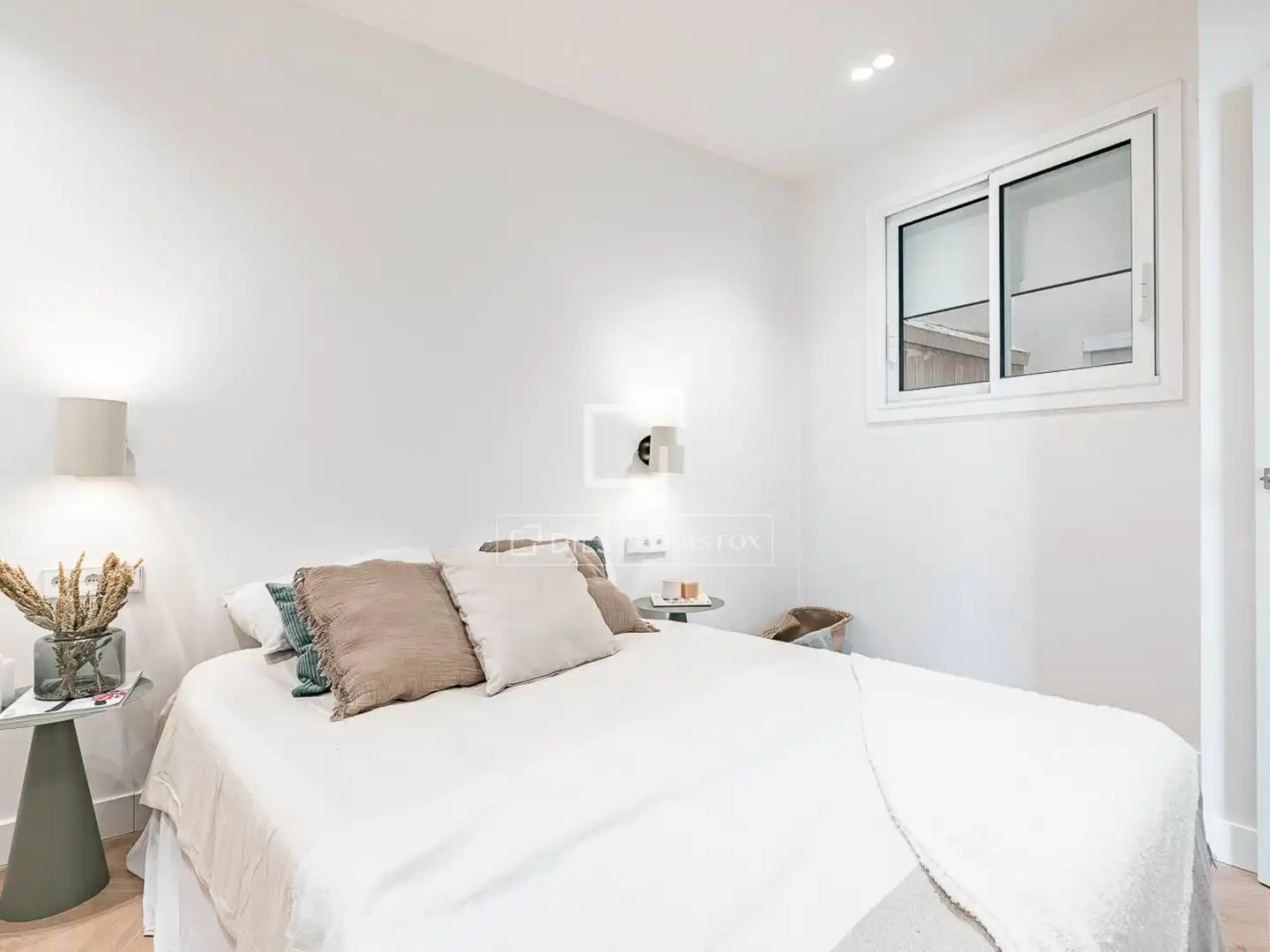 Habitación de Piso en venta en Barcelona con Aire acondicionado, Calefacción y Balcón