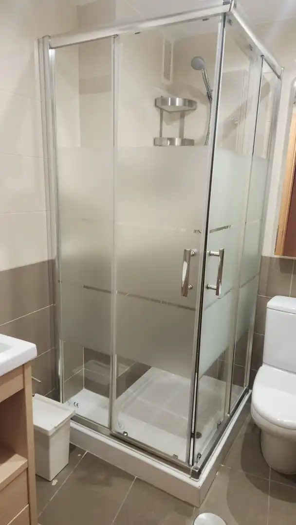 Badezimmer von Dachboden zum Verkauf in Calpe / Calp mit Klimaanlage, Heizung und Terrasse