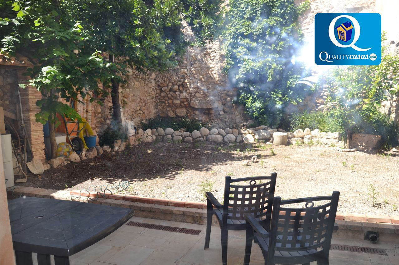Jardí de Casa o xalet en venda en Muro de Alcoy amb Terrassa i Balcó