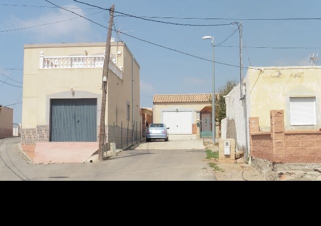 Vista exterior de Pis en venda en  Almería Capital