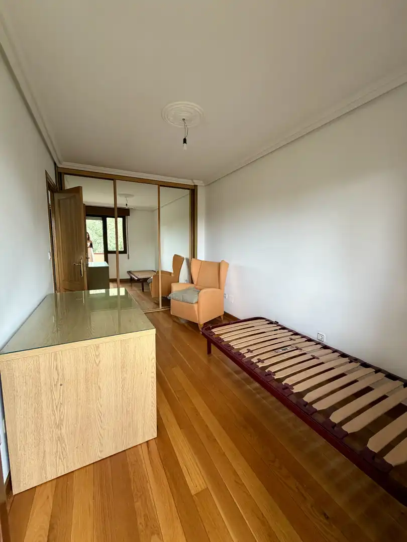 Schlafzimmer von Einfamilien-Reihenhaus zum Verkauf in Camargo mit Heizung, Privatgarten und Terrasse