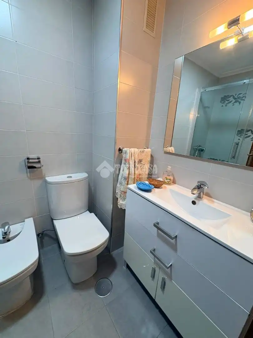 Bathroom of Flat for rent in Casco Antiguo