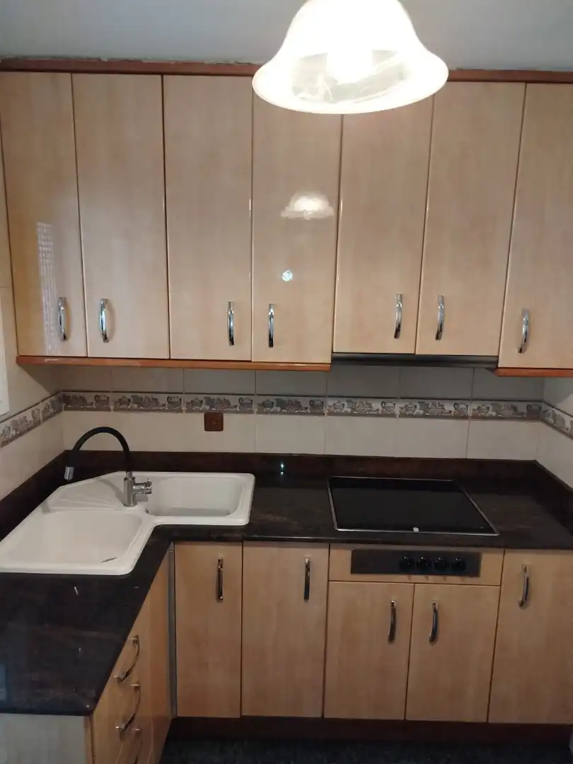 Cocina de Piso en venta en Badalona con Calefacción y Balcón