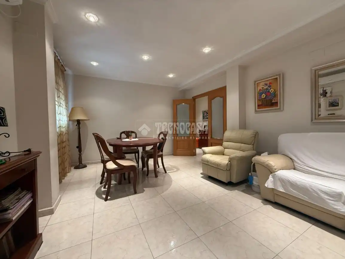 Piso en venta en Valencia con Aire acondicionado y Balcón