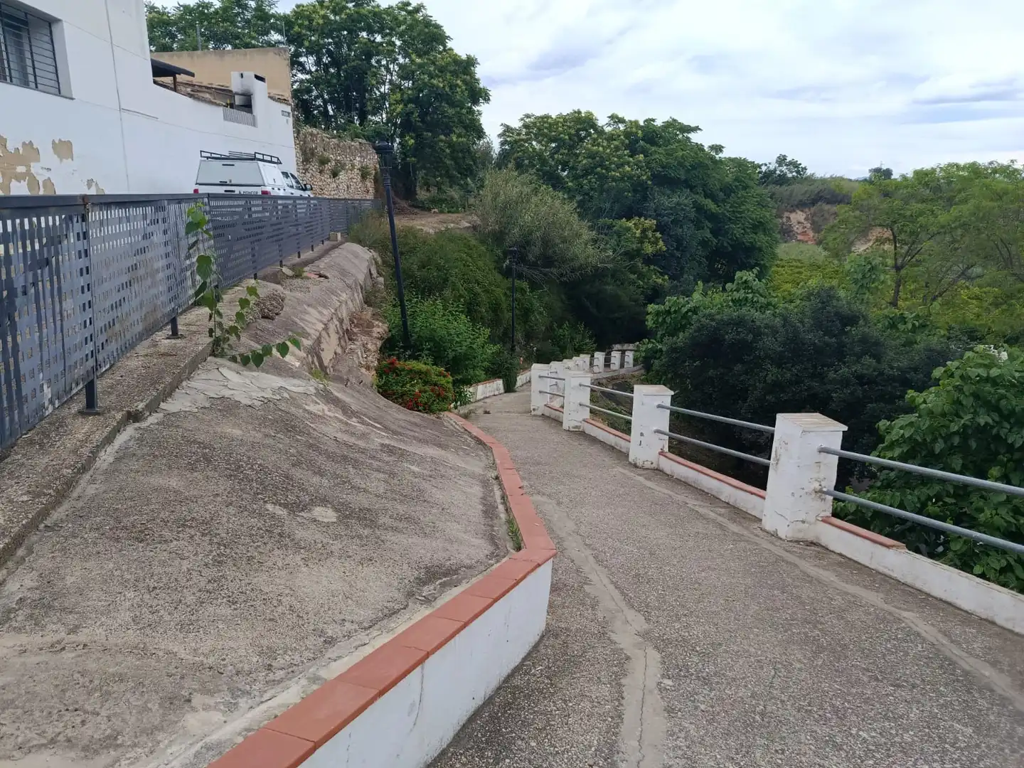 Vista exterior de Casa adosada en venta en Vallés con Jardín privado y Terraza