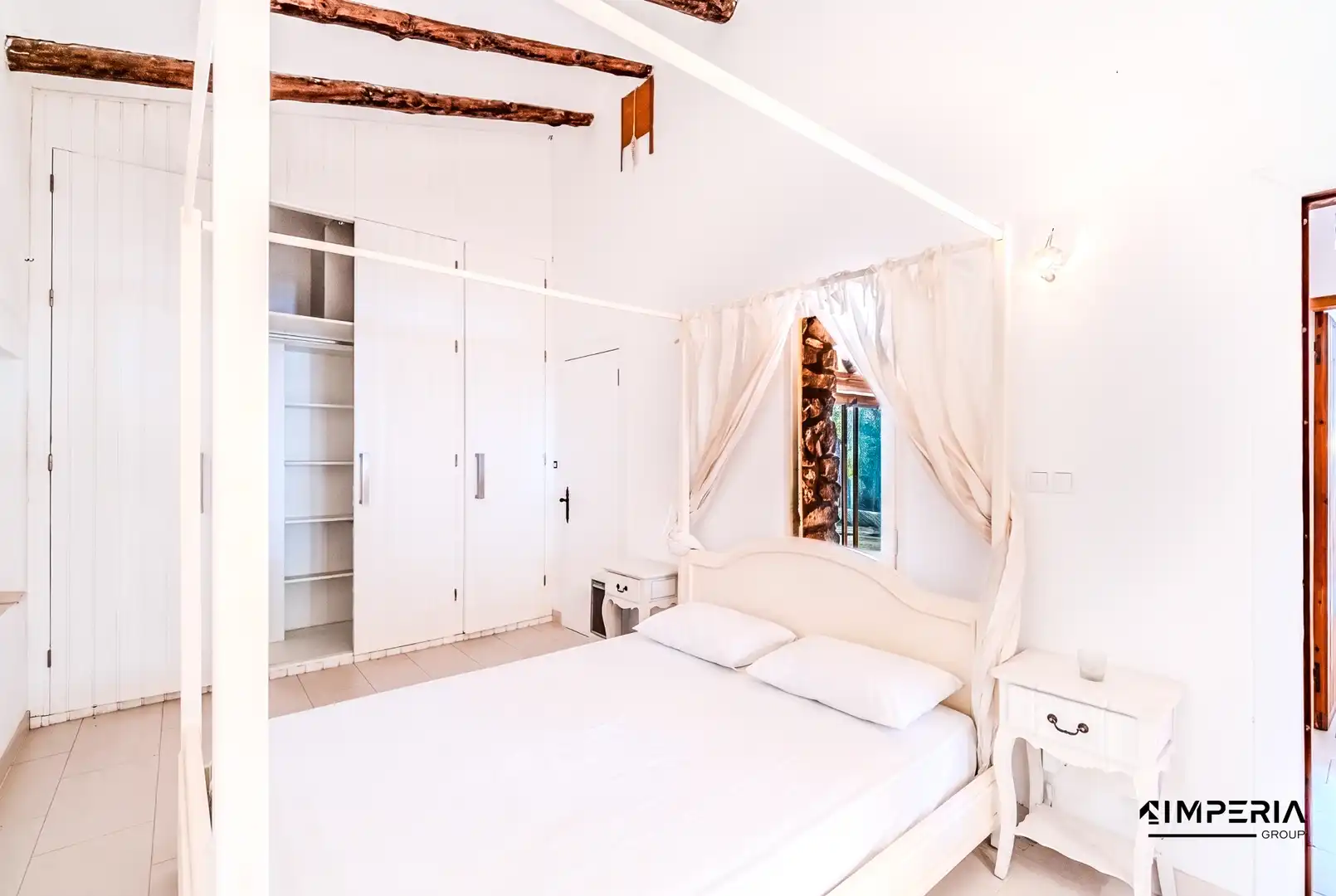 Villa con giardino in vendita a Carrer Ribamar, imagen 4