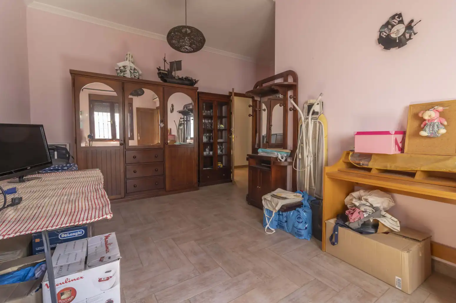 Detached homes for sale in Gerena