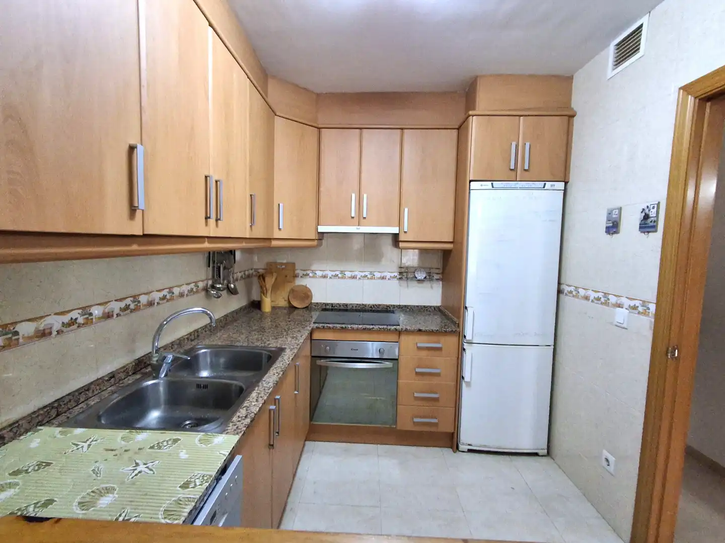 Cocina de Planta baja en venta en Mont-roig del Camp con Terraza, Amueblado y Horno