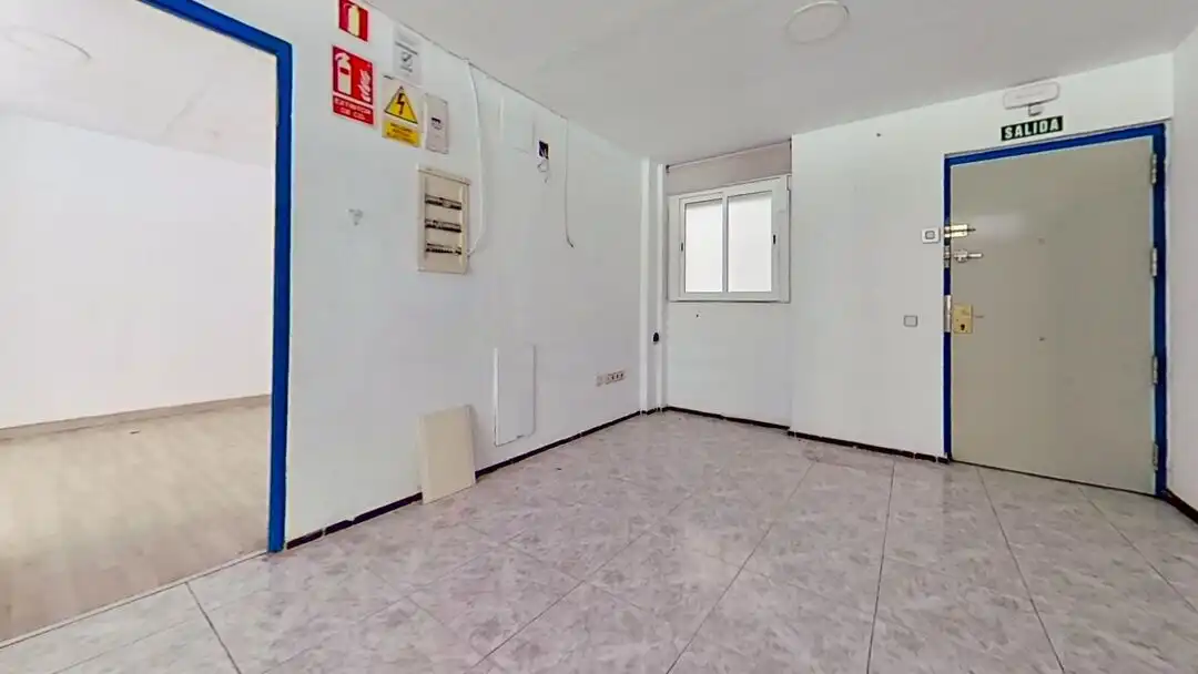 Office for rent in Madrid  with Air Conditioner and Heating