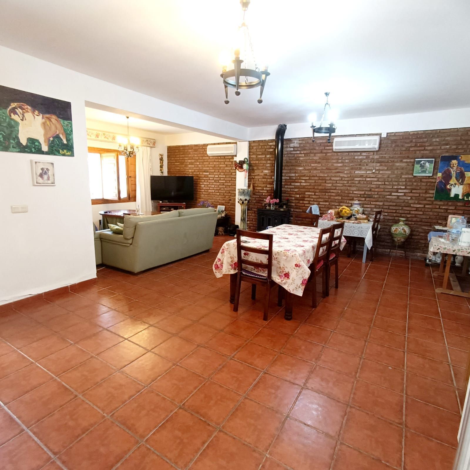 Sala d'estar de Casa o xalet en venda en Valverde de Mérida amb Aire condicionat