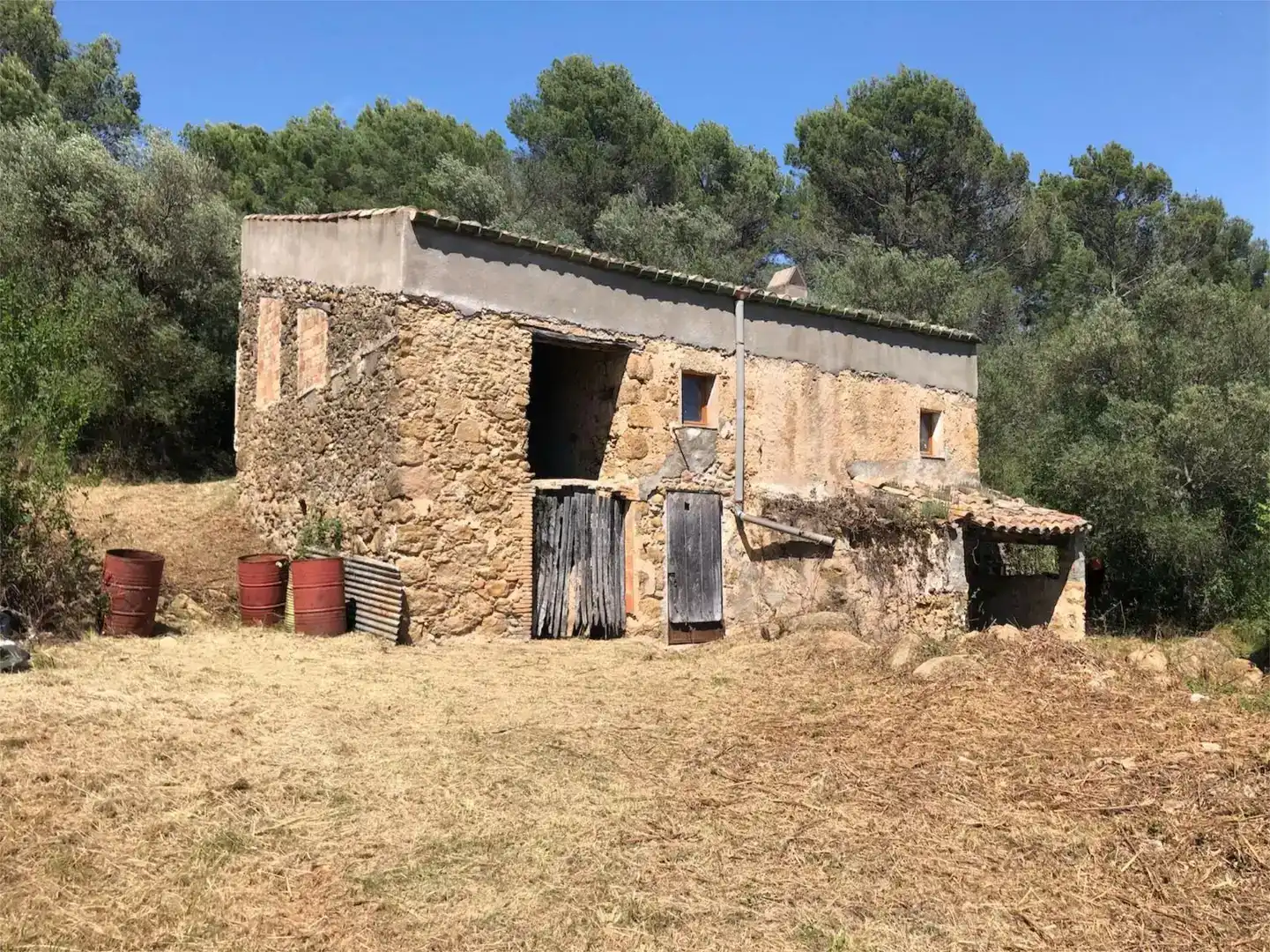 Vista exterior de Pis en venda en Lladó, Girona