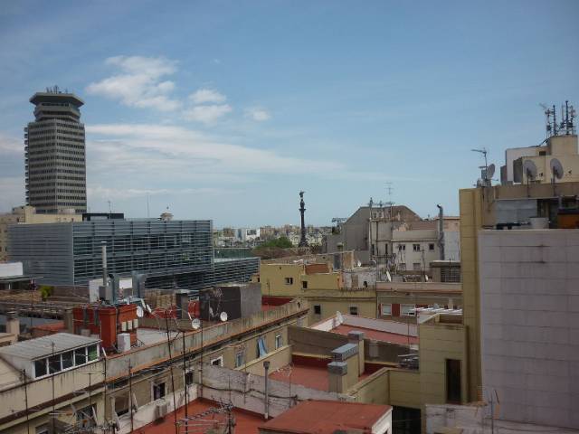 Piso en Alquiler en El Poble Sec - Parc de Montjuïc