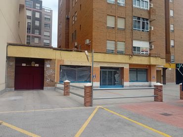 Individual amb ascensor en venda a Plaza Infanta Maria Cristina 6