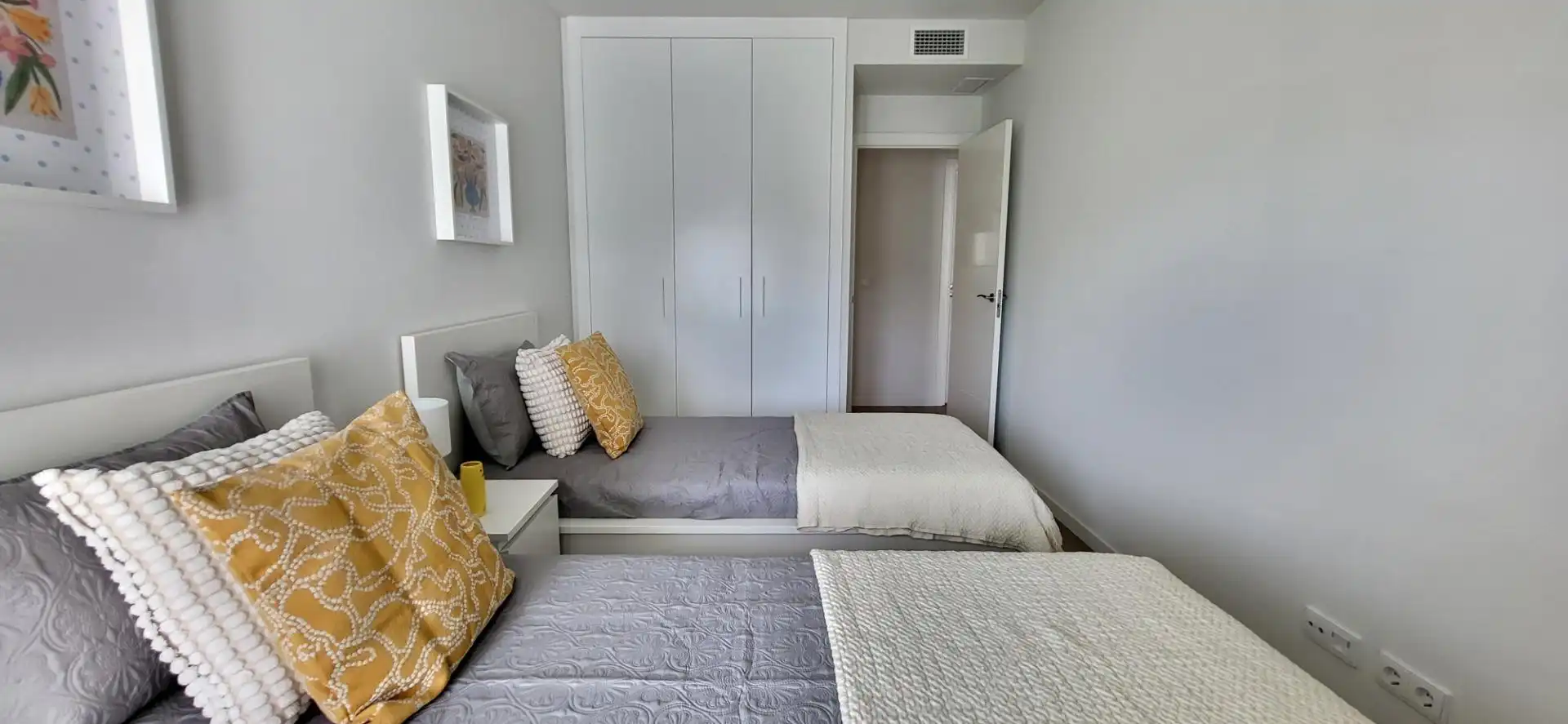 Dormitori de Apartament de lloguer en Marbella amb Aire condicionat, Calefacció i Terrassa