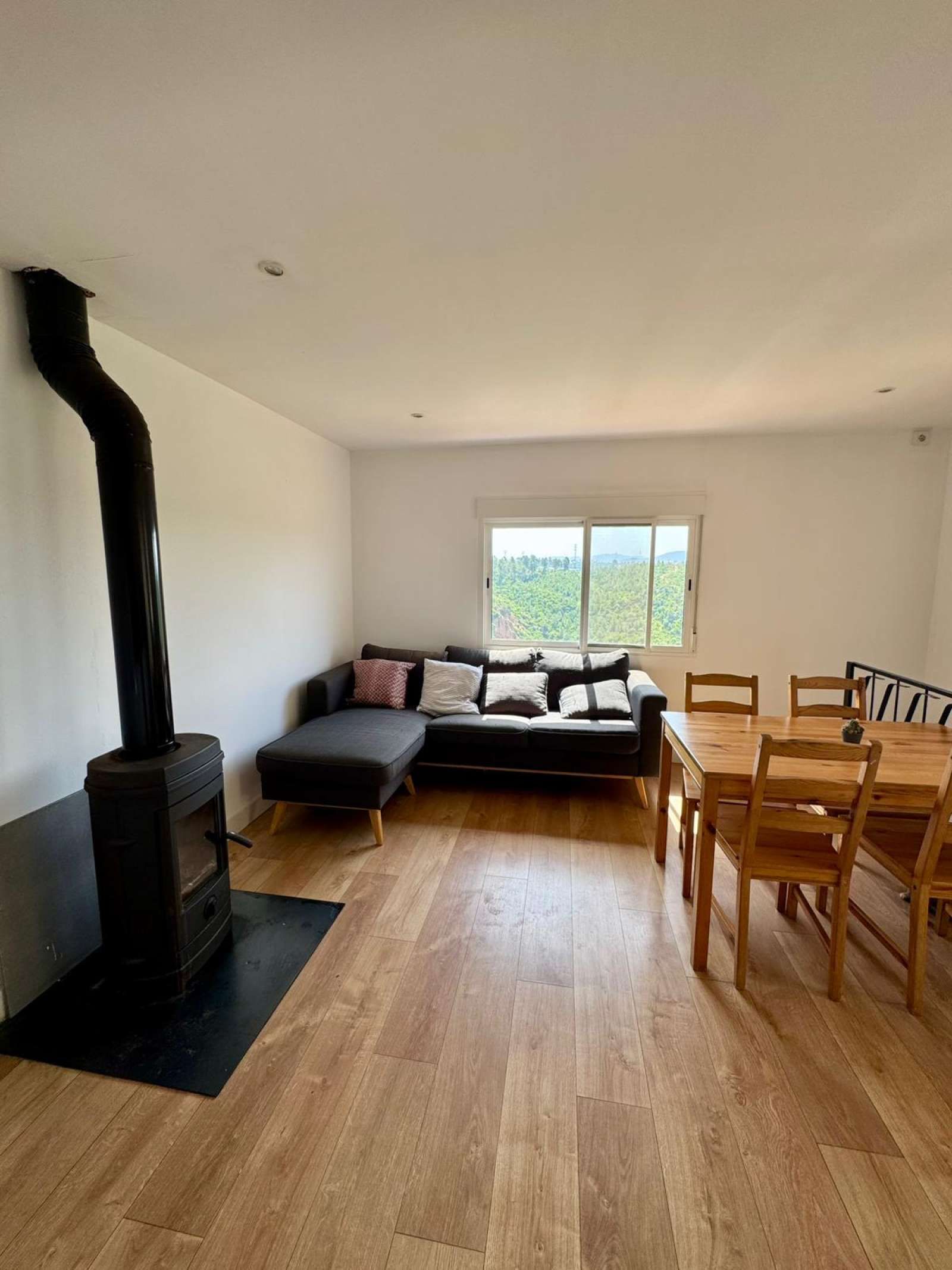 Living room of Apartment to share in Castellbisbal  with Air Conditioner and Terrace