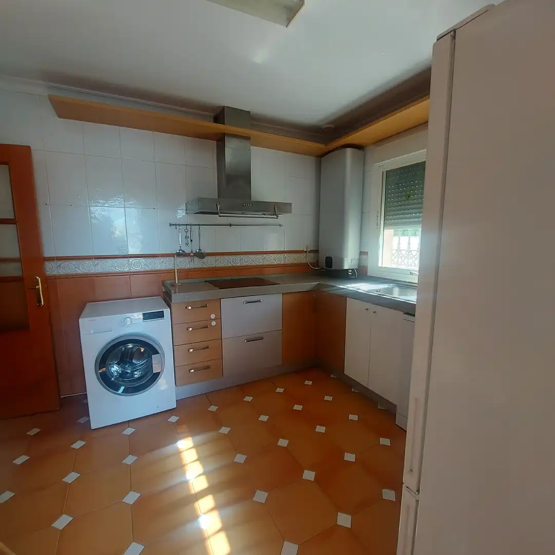 Cuina de Casa o xalet de lloguer en Chiclana de la Frontera amb Piscina, Moblat i Es permeten mascotes
