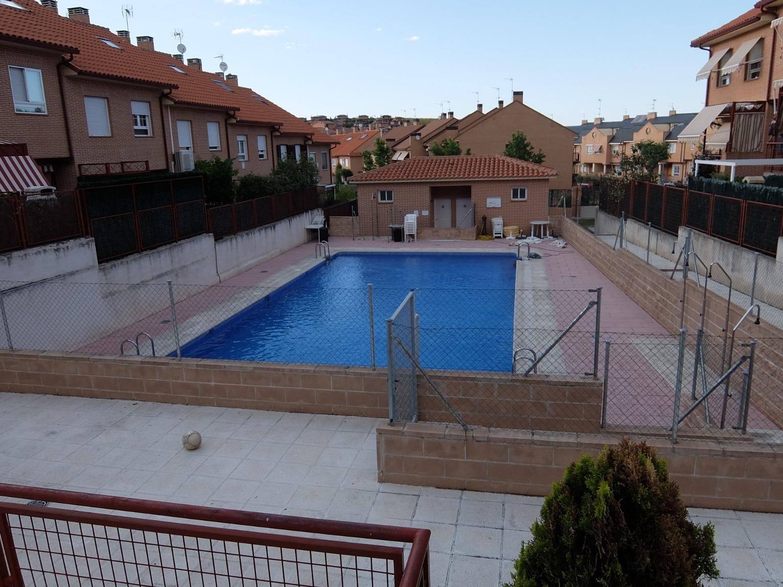 Single-family semi-detached for sale in Algete Centro
