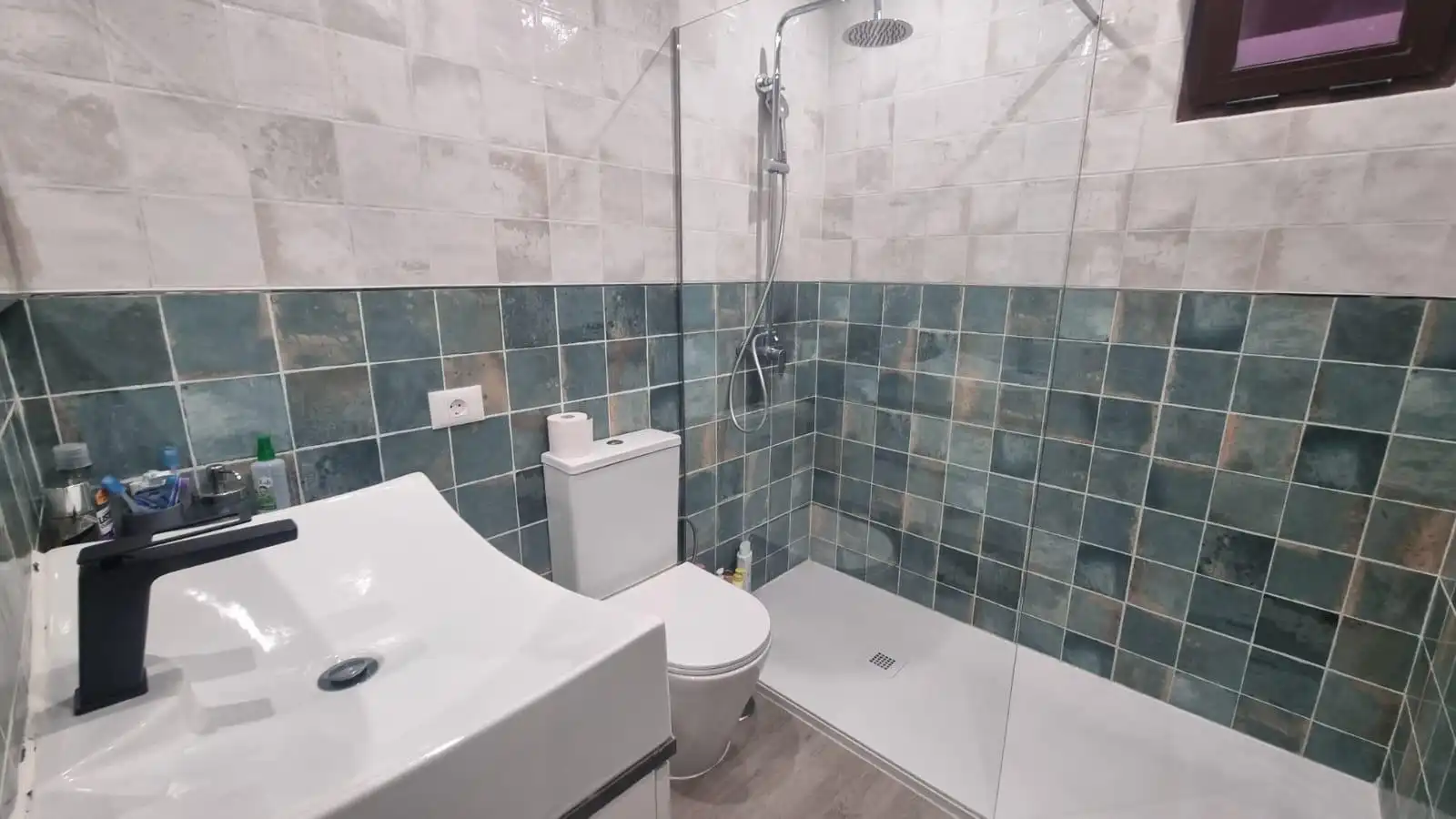 Baño de Apartamento en venta en Arona con Terraza, Amueblado y Piscina comunitaria