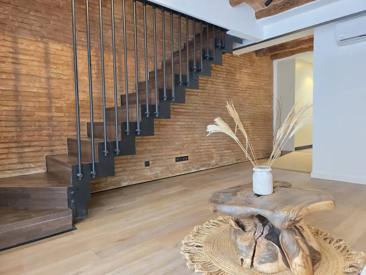 Duplexes for sale in Barcelona  with Air Conditioner, Heating and Parquet flooring