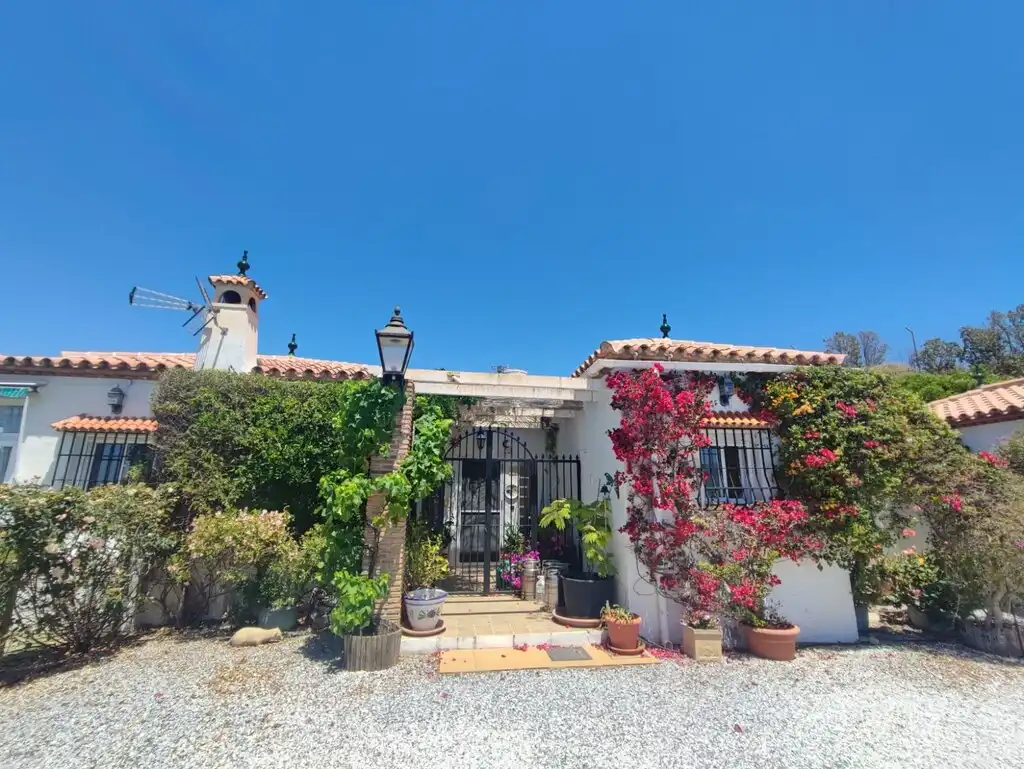 Casa rústica en venda a Canillas de Aceituno, imagen 2
