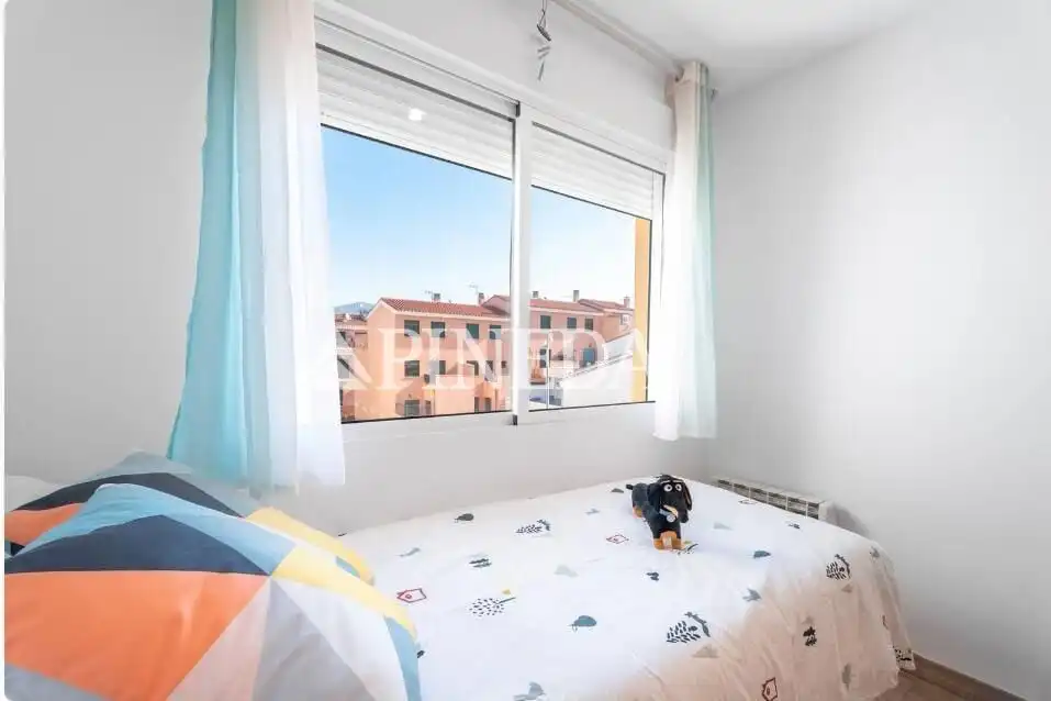 Dormitori de Casa adosada en venda en Soneja amb Aire condicionat, Calefacció i Terrassa