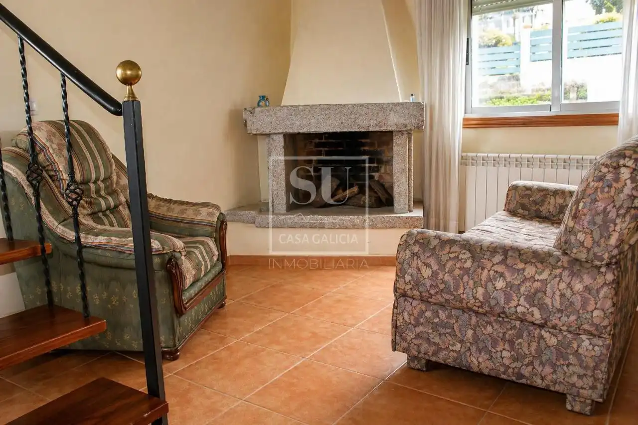 Wohnzimmer von Haus oder Chalet zum Verkauf in Oia mit Heizung, Privatgarten und Terrasse