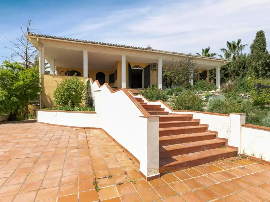 Vista exterior de Casa o chalet en venta en Las Gabias
