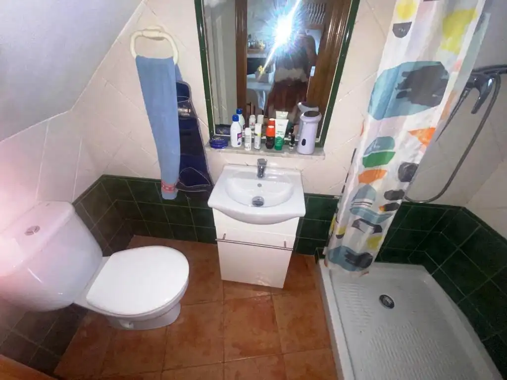 Bany de Finca rústica en venda en Canillas de Albaida amb Aire condicionat