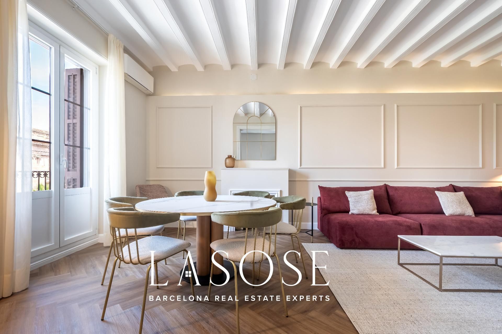 Living room of Flat for sale in  Barcelona Capital  with Air Conditioner, Heating and Parquet flooring