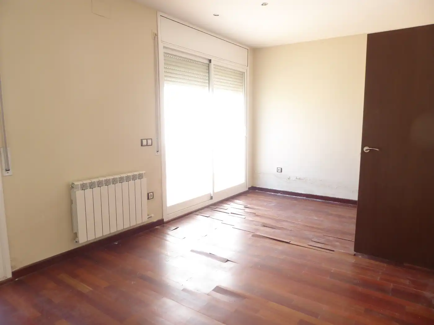 Habitación de Edificio en venta en Golmés
