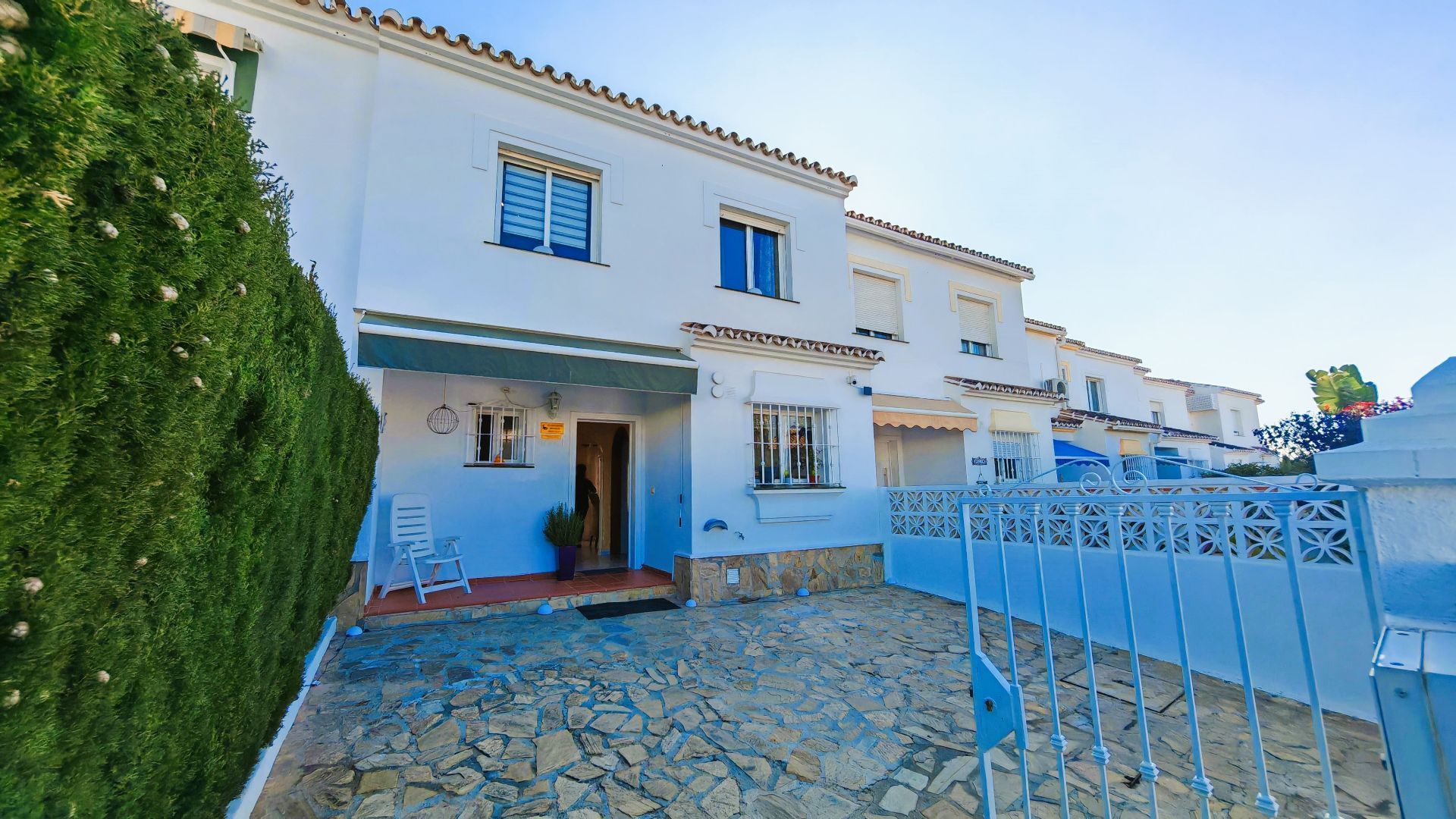 Exterior view of Single-family semi-detached for sale in Torrox  with Air Conditioner, Private garden and Terrace