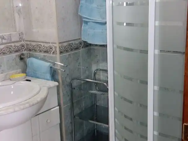 Badezimmer von Wohnung zur Miete in Salamanca Capital