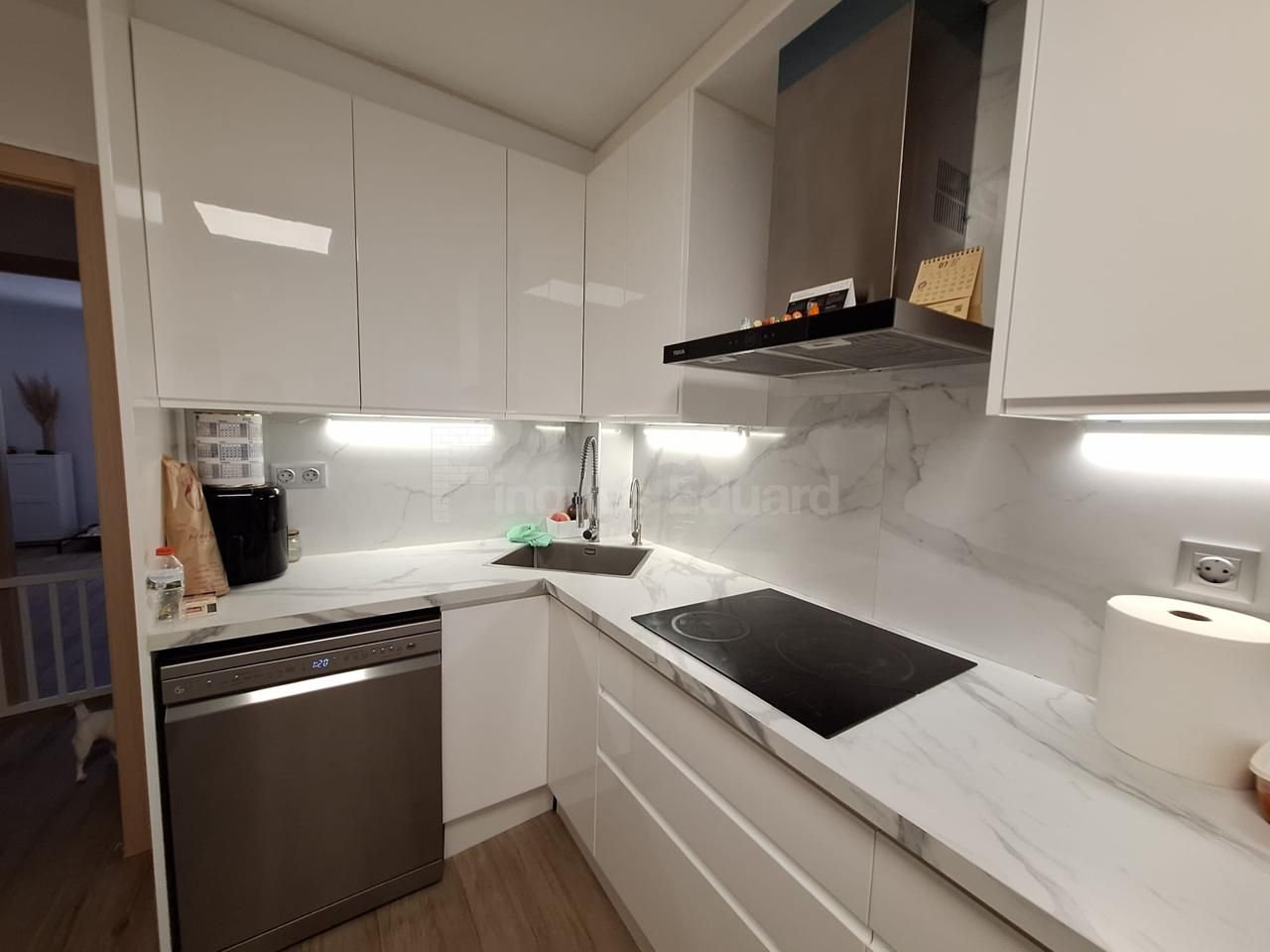 Kitchen of Flat for sale in Mataró  with Parquet flooring, Terrace and Balcony