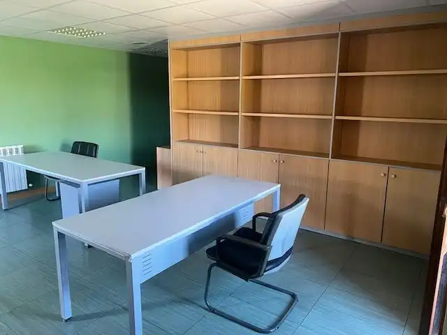 Oficina de alquiler en Peralta / Azkoien con Aire acondicionado, Calefacción y Balcón