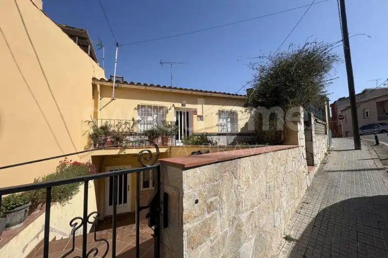 Vista exterior de Casa adosada en venta en Palafrugell con Aire acondicionado, Calefacción y Jardín privado