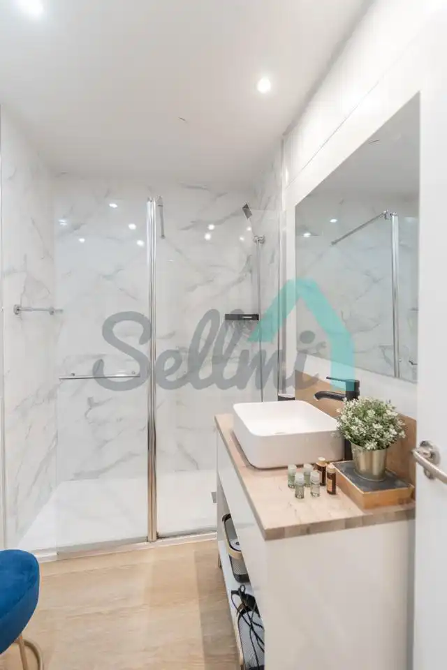 Baño de Planta baja de alquiler en Oviedo  con Calefacción, Terraza y Amueblado