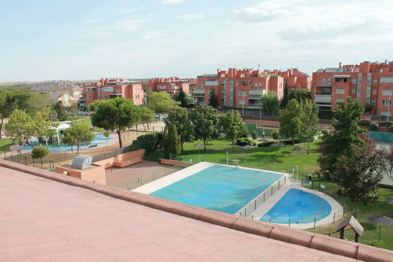 Piscina de Dúplex en venta en Boadilla del Monte