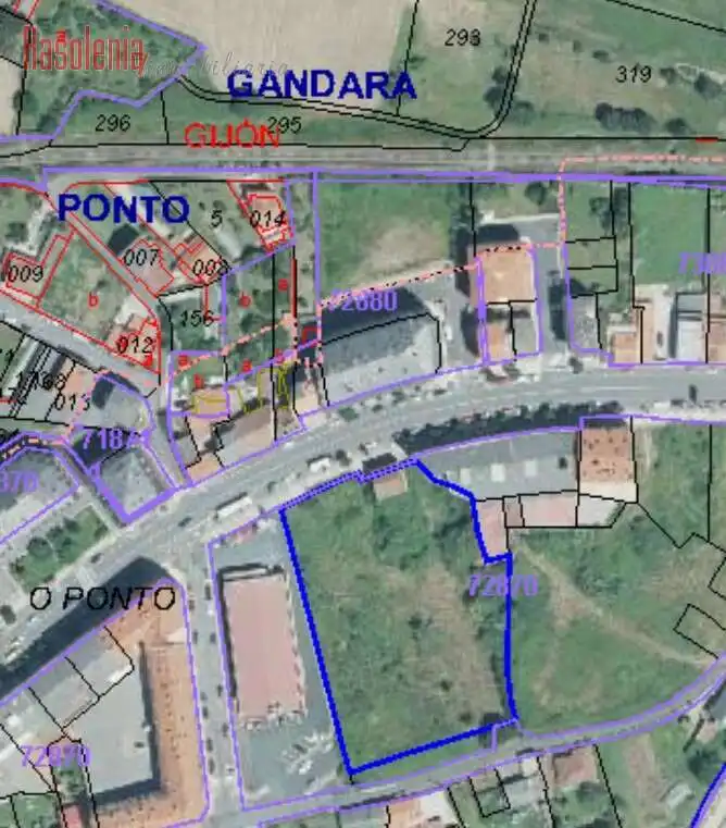 Terreni e lotti in vendita a CASTELA 728