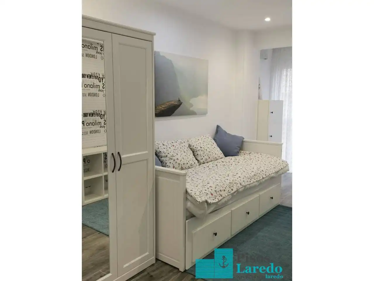 Habitación de Estudio en venta en Laredo con Calefacción y Parquet